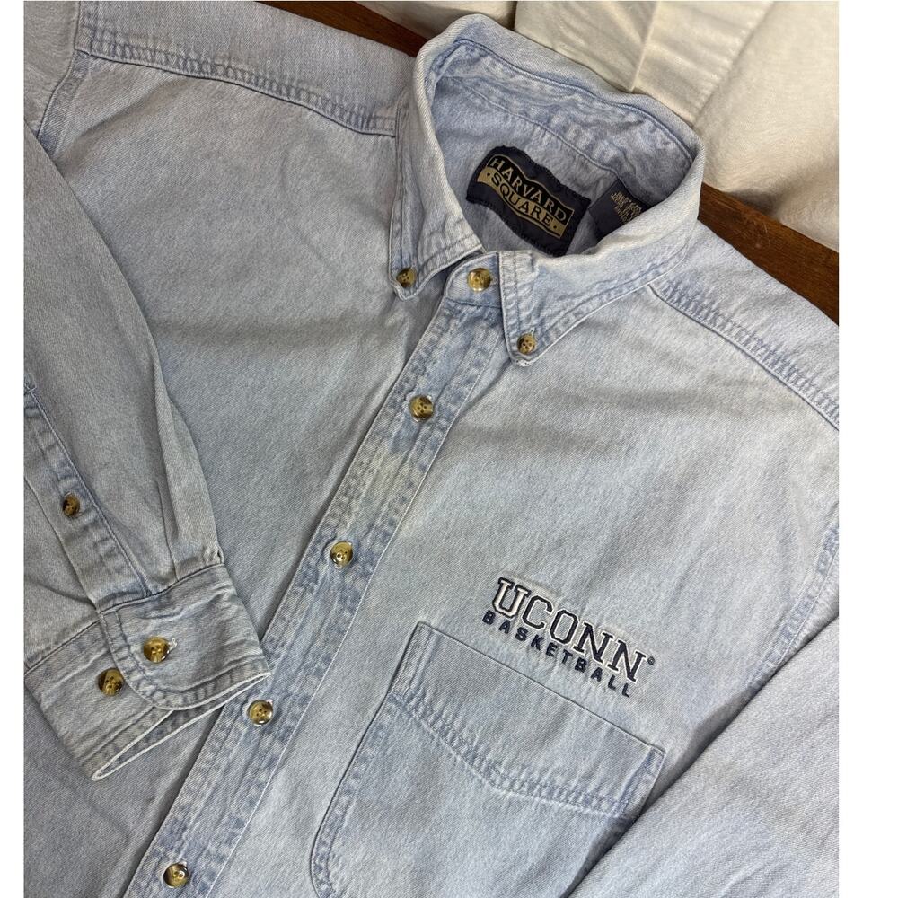 Vintage UCONN Huskie Basketball Denim Button Down Shirt 100% Cotton Size Medium